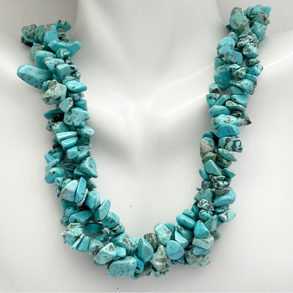Vintage Triple Strand Turquoise Chip Torsade Necklace - Picture 1 of 9